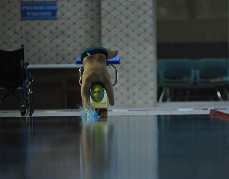 YARIŞ KAZANDIĞIMDA, MADALYAMI DEDEMİN MEZARINA TAKIYORUM