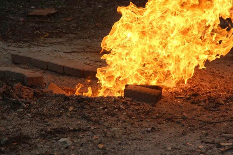 HERHANGİ BİR TEHLİKE ARZ ETMEMEKTEDİR