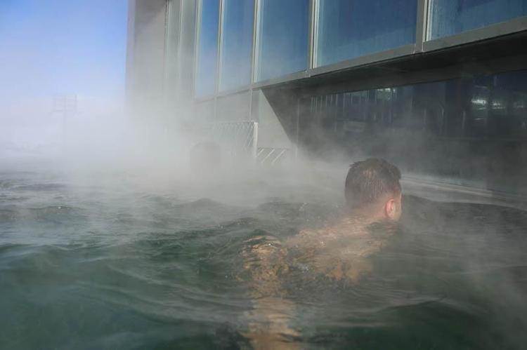 HEM SICAK HEM DE SOĞUK HAVAYI AYNI ANDA DENEYİMLİYORLAR