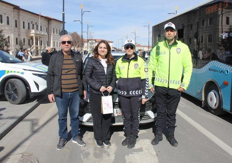 ÇOK HOŞ BİR UYGULAMA OLMUŞ