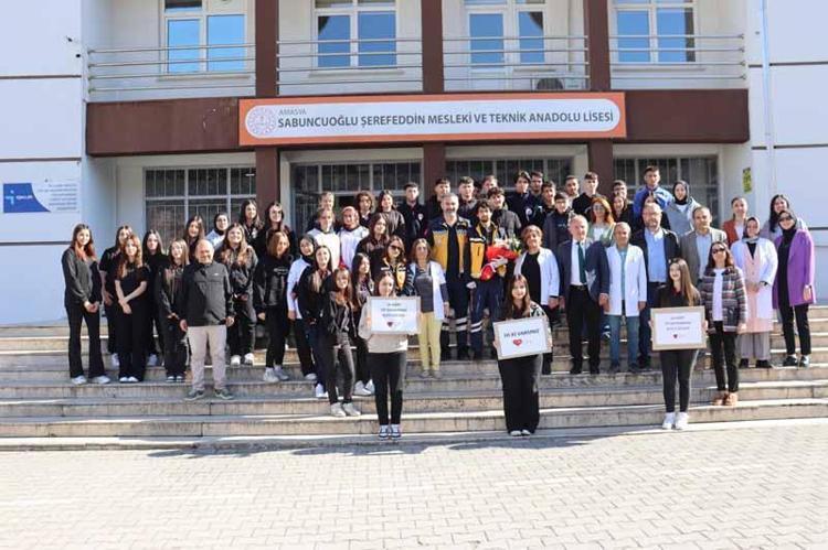 YANLARINDA OLDUĞUMUZU HİSSETTİRMEK İSTEDİK