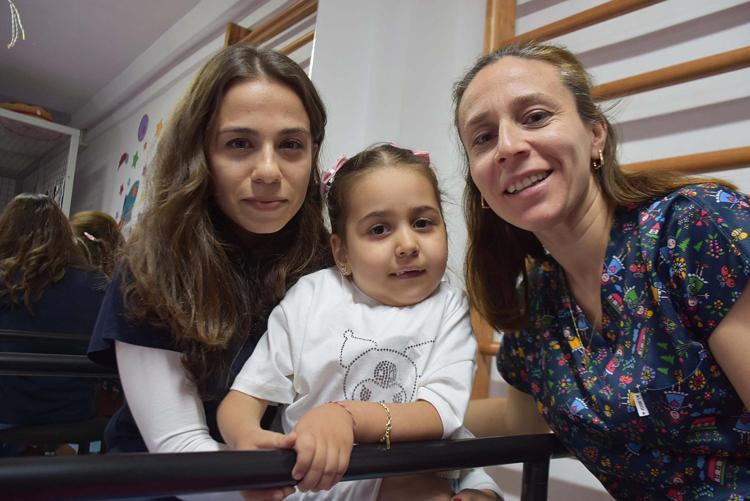 HEMŞİRE OLMAK İSTİYORUM