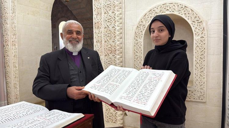 ‘SÜRYANİCE ALFABEYİ ÖĞRENDİK’