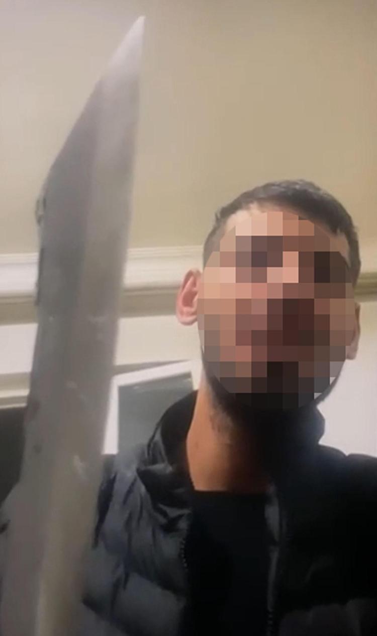 VALLAHİ ÇATIR ÇATIR DA YANIYOR