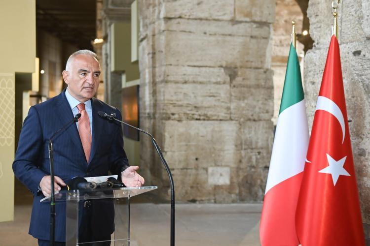 KÜLTÜREL DİPLOMASİYE YENİ BİR DERİNLİK KAZANDIRDI