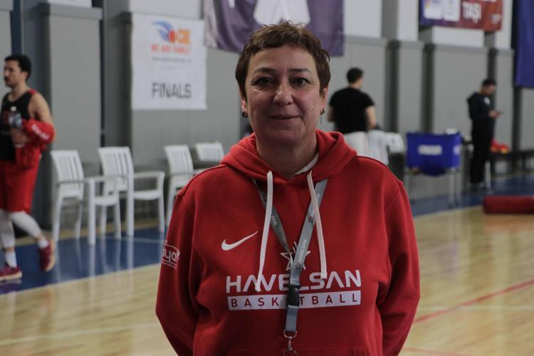 TAKIMIMLA GURUR DUYUYORUM