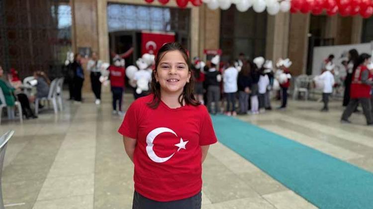 HERKESİN EĞLENMEYE HAKKI VAR