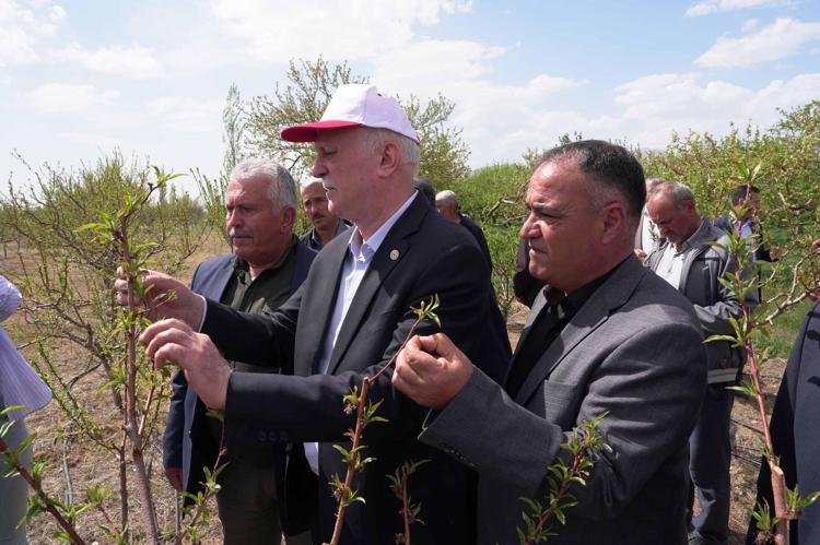 BUGÜN ÜRETİCİLERİMİZE SAHİP ÇIKMA GÜNÜDÜR
