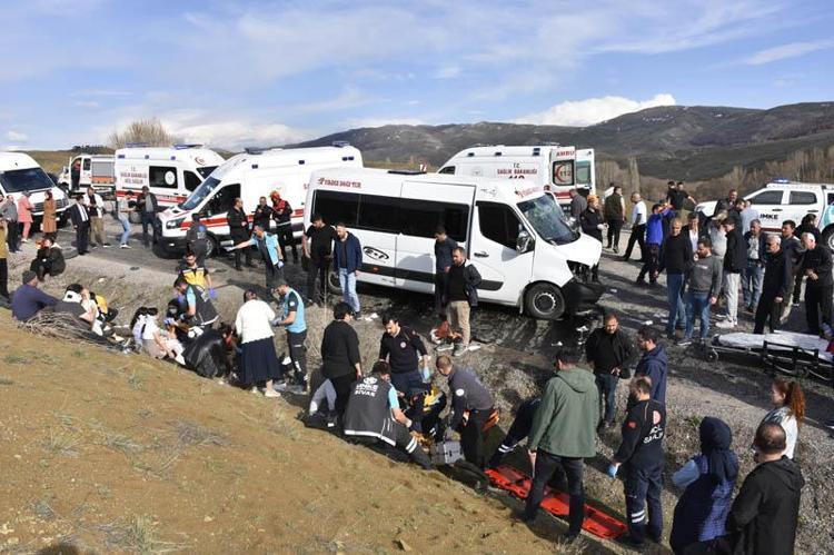 2 KİŞİNİN HAYATİ TEHLİKESİ VAR