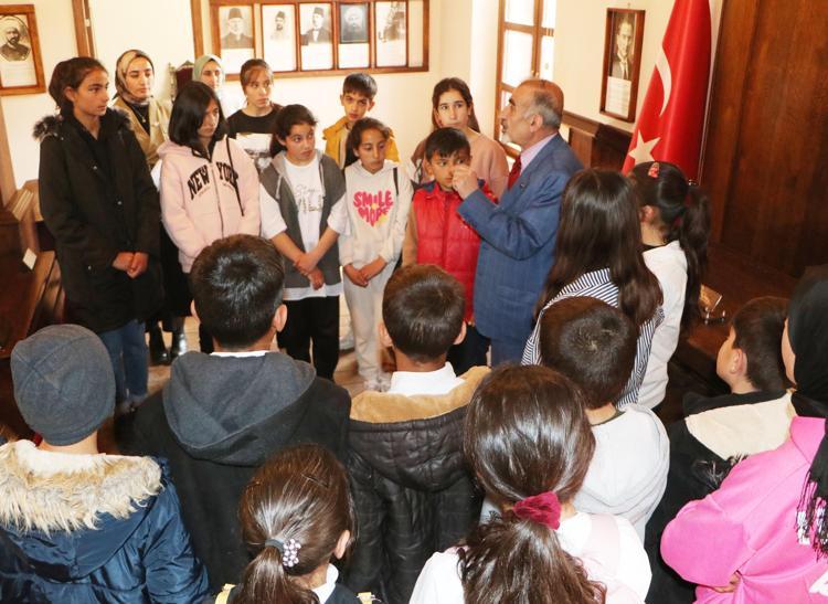 ‘HER YIL 5 BİN ÖĞRENCİYİ ERZURUM’A GETİRİYORUZ’