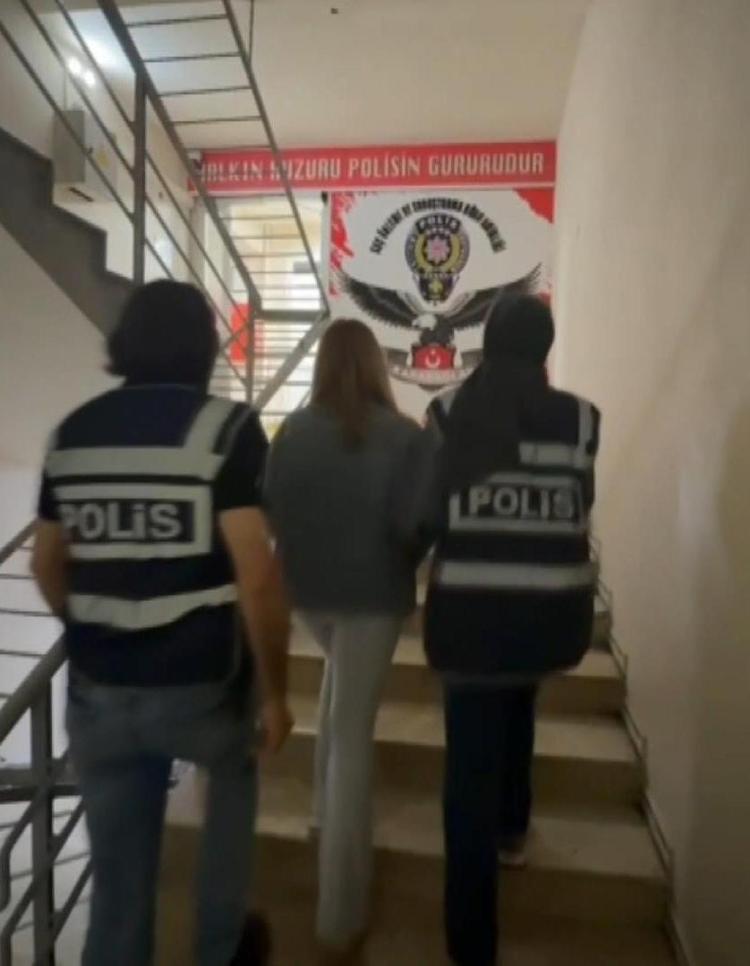 44 YIL HAPİS CEZASI BULUNAN ŞÜPHELİ İÇİN KİRALIK EV TUTTULAR