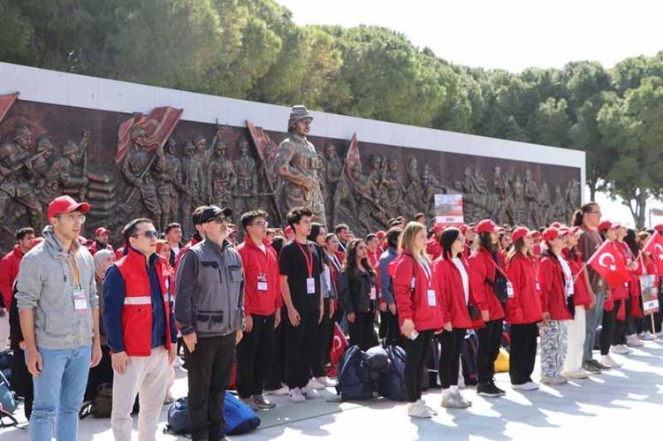 KAPANIŞ TÖRENİ DÜZENLENDİ