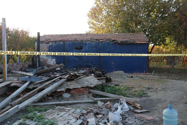 HURDALARI SATMAK İÇİN SANAYİ SİTESİNE GÖTÜRDÜM