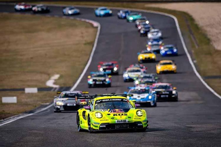 BAKAN BAK’TAN AYHANCAN GÜVEN İÇİN TEBRİK MESAJI