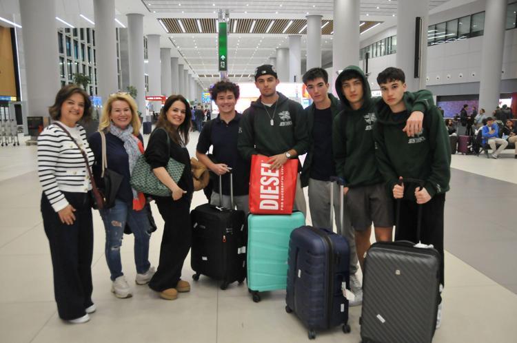 ‘BÜTÜN ENERJİMİZİ SAHNEYE VERDİK’