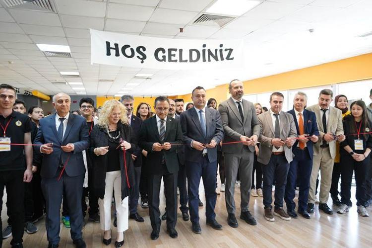 ‘TERCİH DÖNEMİNDE VELİLERİMİZE VE ÖĞRENCİLERİMİZE BU OKULU DEĞERLENDİRMELERİNİ ÖNERİYORUM’