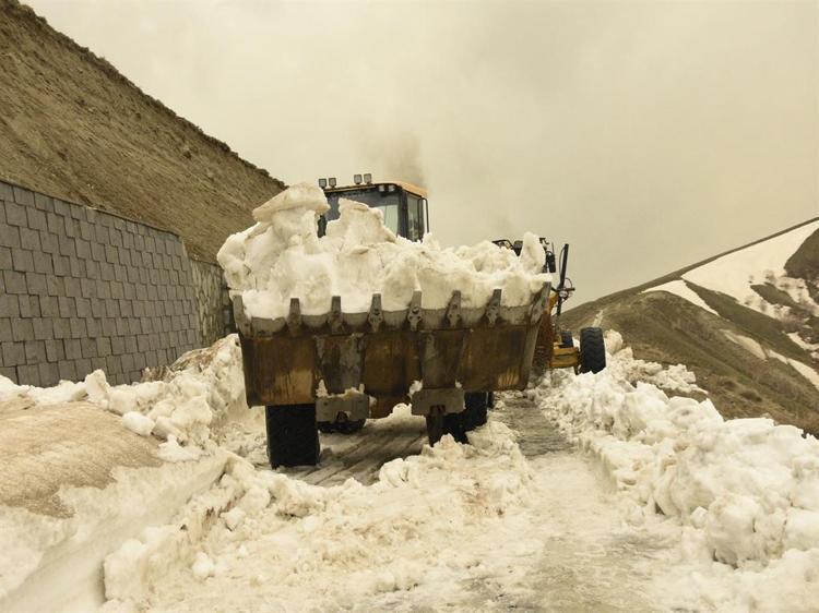 15 BİN 200 KİLOMETRELİK YOL AÇILDI