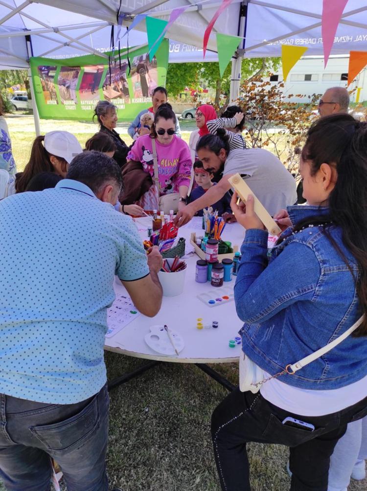 5 KÖPEKLE GELMİŞTİK,4Ü SAHİPLENDİ