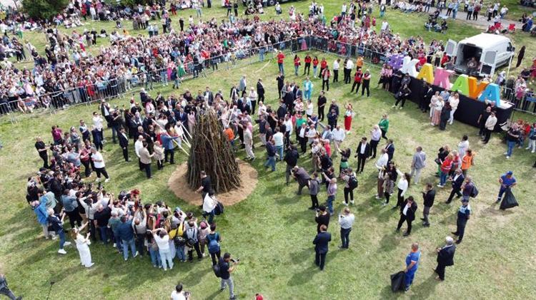 KAKAVA ATEŞİNİ TÜM DÜNYA İÇİN YAKACAĞIZ