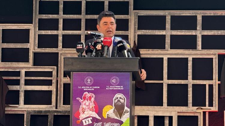 ‘VAGON SAHNE, 22 TEMSİL İLE TİYATRONUN SESİNİ YURDUN DÖRT BİR KÖŞESİNE TAŞIYACAK’