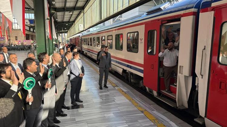 ‘ORADAKİ İNSANLARA DOKUNABİLMEK BİZİM İÇİN EŞİ BULUNMAZ BİR DURUM’