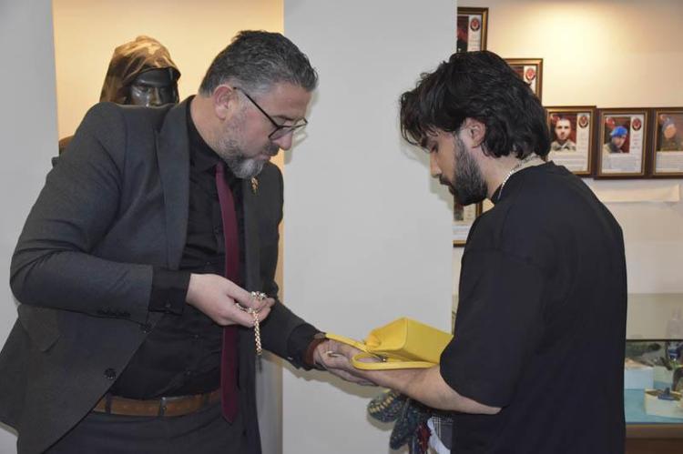 ANNE OLMA HAYALİ VARDI