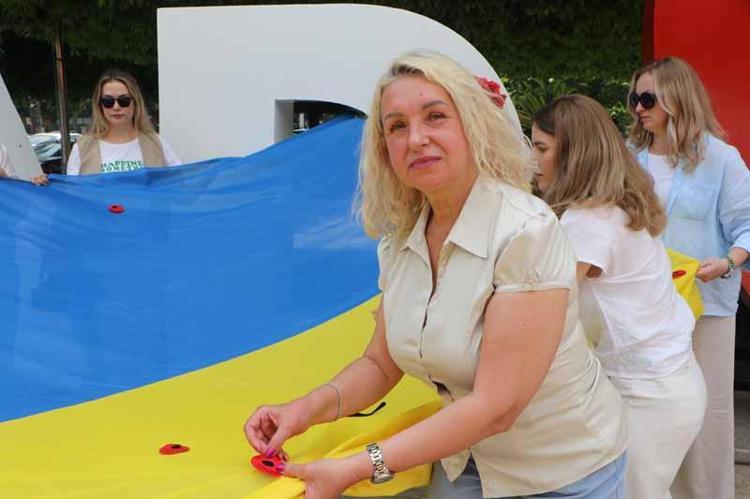 ‘ÖZGÜRLÜK, BARIŞ VE YAŞAM İÇİN YİNE MÜCADELE EDİYORUZ’