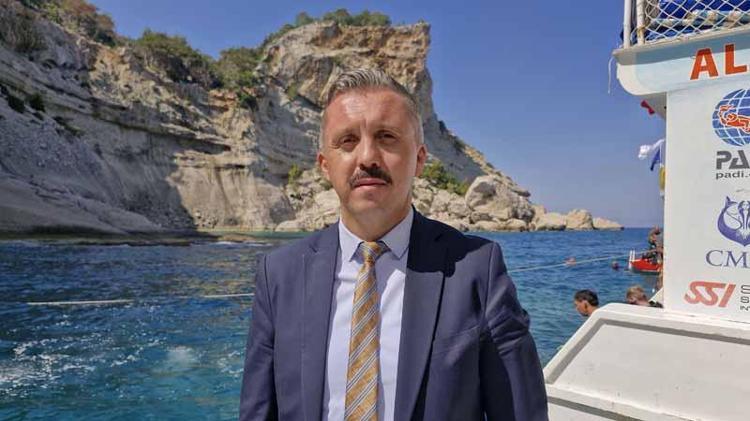 MAVİ SULAR ALTINDA ORGANİZASYON