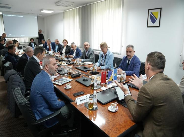 ‘YENİ ÜNİVERSİTE KAMPÜS PROJEMİZ İLE ÇOK SAYIDA ÖĞRENCİYE EĞİTİM VERECEĞİZ’