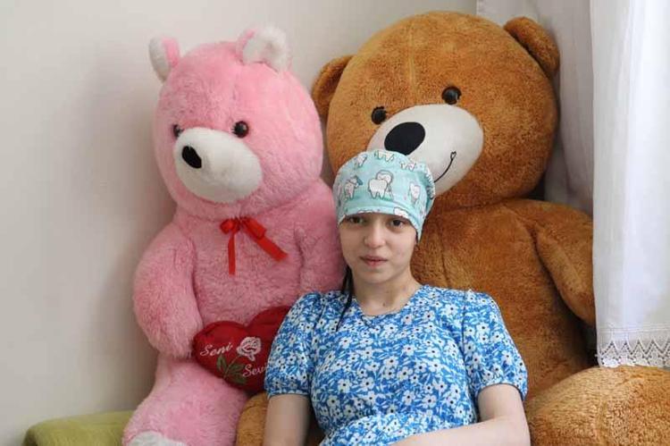 ‘DOKTOR OLUP KÜÇÜK KIZLARI KURTARMAK İSTİYORUM’