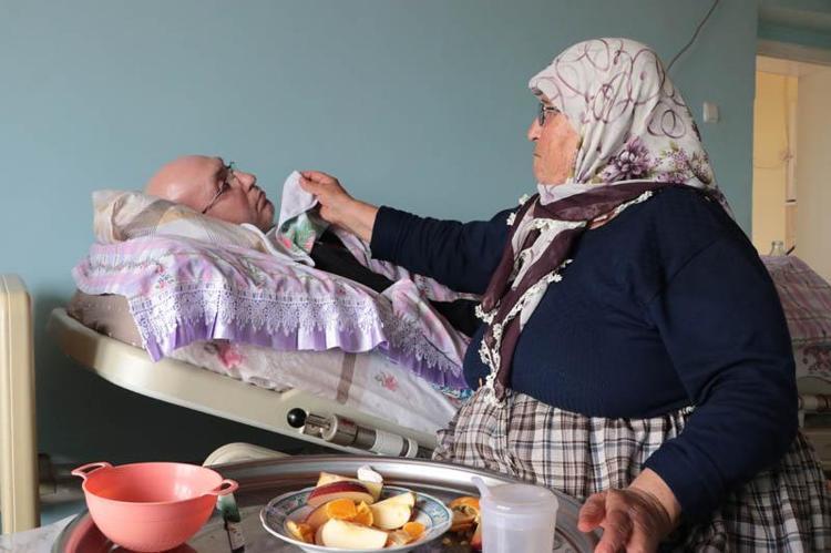 AKRANLARINI GÖRÜNCE BEN DE ÇOCUĞUM DA İÇLENİYOR