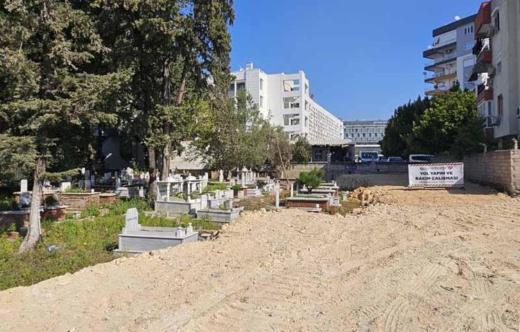 7-8 MEZAR YOLUN İÇİNDE KALIYOR