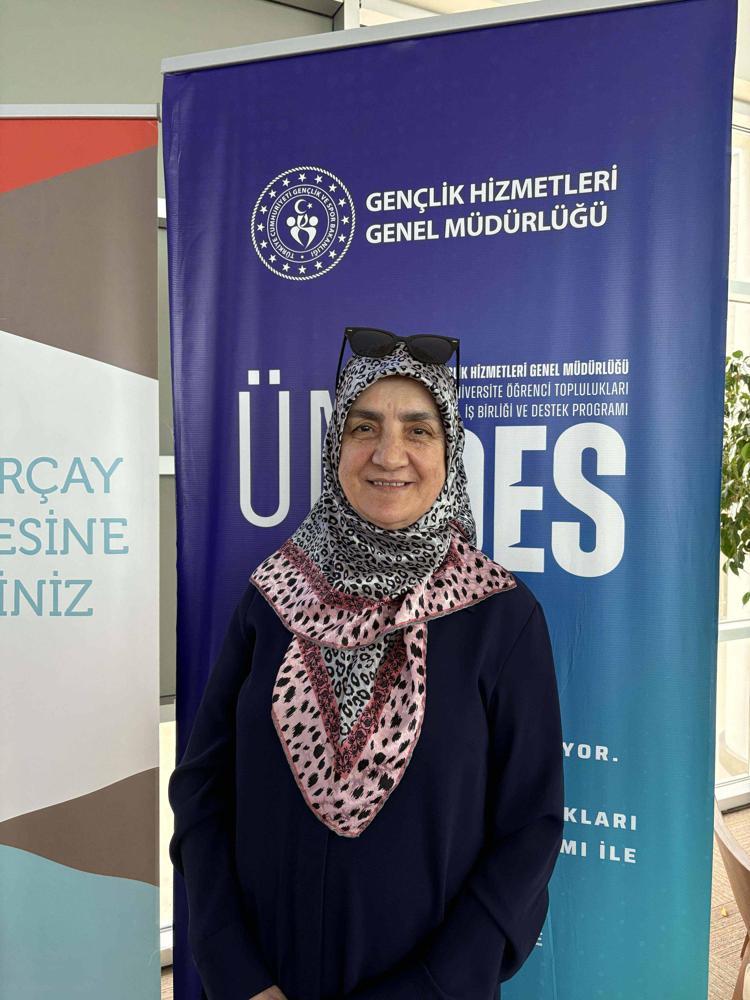 GENÇLERİ HER ZAMAN DESTEKLEMEYE HAZIRIM