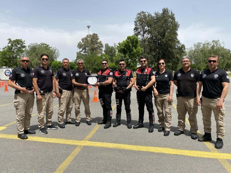 BOY VE YAŞ KRİTERİ VAR