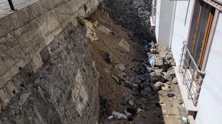 ‘DAİREDE ÇOCUKLAR VAR’