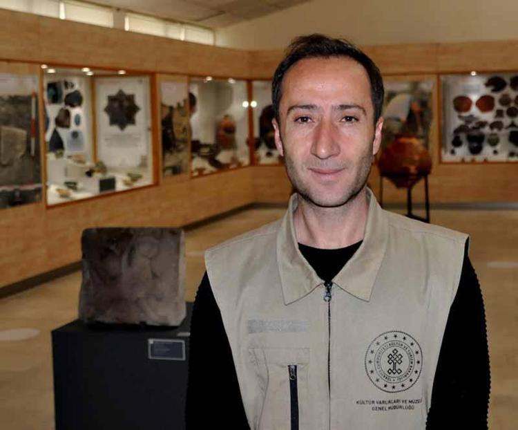 130 YILLIK ESERLER SERGİDE