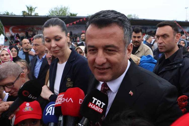 KOŞ ŞAMPİYON KOŞ DEDİK