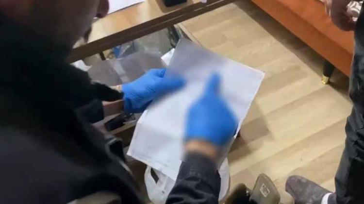 YAPIYI YENİDEN TOPARLAMAYA ÇALIŞIYORLARDI