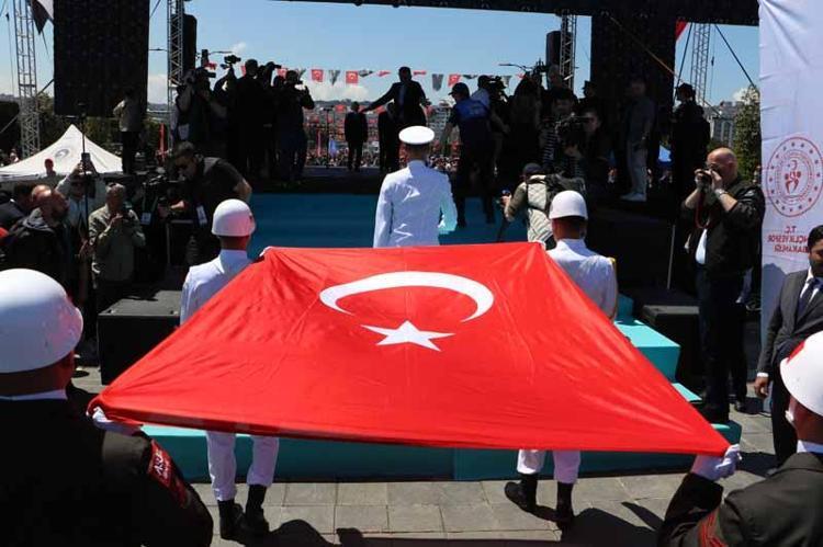 MİLLİ TEKNOLOJİ HAMLEMİZ, GENÇLERİN OMUZLARINDA YÜKSELECEK