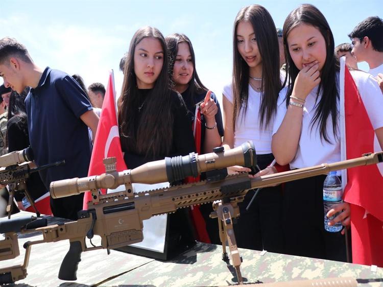 TATBİKATA KATILAN KOMANDOLARDAN AÇIKLAMA