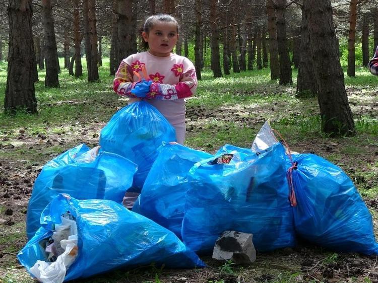 MUTLU VE HUZURLU OLUYORUZ