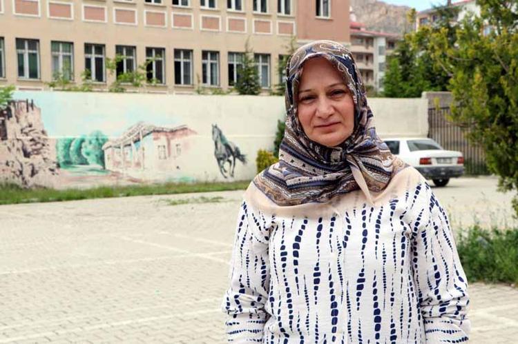 OĞLUMLA GURUR DUYUYORUM