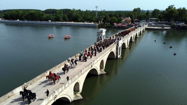 FETİH YÜRÜYÜŞÜ VE SELİMİYE CAMİSİ MEYDANINDA PROGRAM