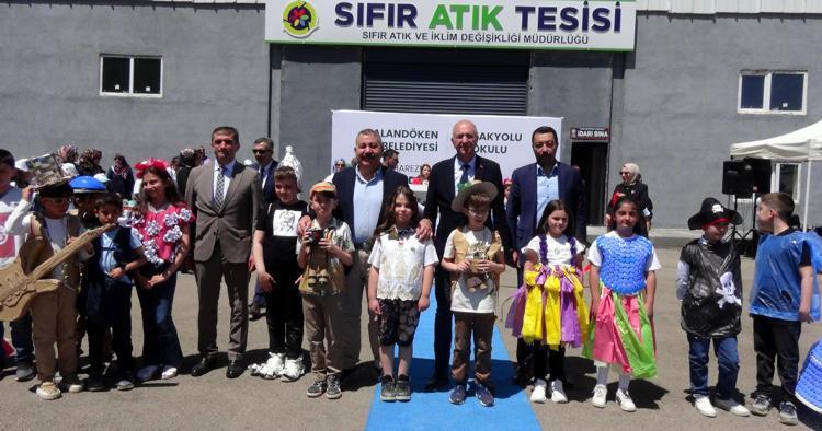 1600 KAPAKTAN OLUŞAN ELBİSE