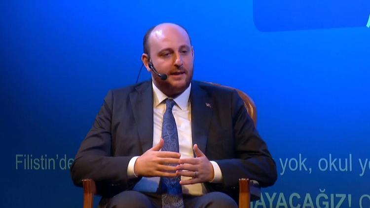 İNSANLIK CEPHESİ İÇİN BÜYÜK BİR MÜCADELE VERİYORLAR