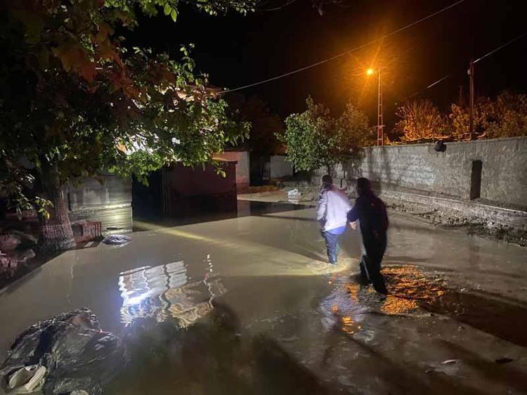 BÖYLE BİR SEL GÖRMEDİM