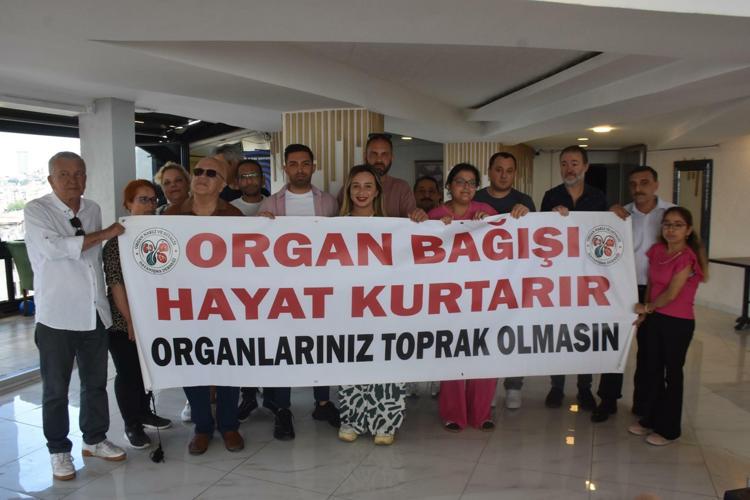 BENİ BEN YAPAN DİYALİZE TEŞEKKÜR ETMEK İSTİYORUM