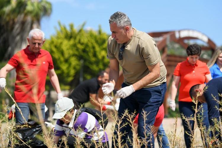 BİR BİLİNÇ HAREKETİYDİ