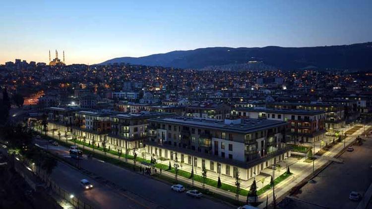 15 BİN 510 FORE KAZIK ÇAKILDI