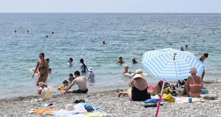 ANTALYADA OLDUĞUMUZ İÇİN ÇOK MUTLUYUZ